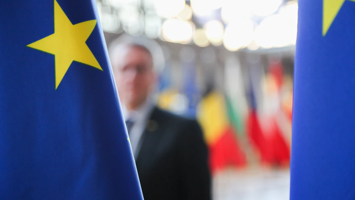 Eu, flag, morten, minister, sløret