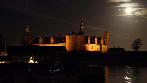 Kronborg By Night