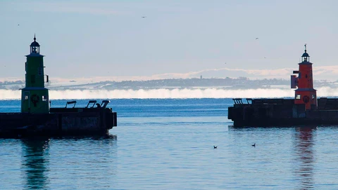 Fyrtårne i vinterdis