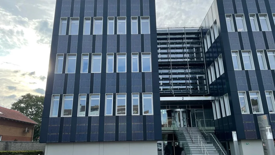 Billede af Den Blå Diamant, som er en del af Skive Rådhus. FOTO: Ditte Haaning