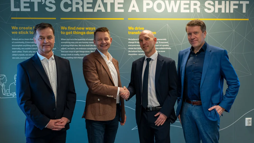 Fra venstre Alfred Brunsgaard, borgmester i Skive, Erik Rune CEO, CA Group, Thomas Helsgaun, CEO GreenLab, Gert Vinther Jørgensen, Group CEO, Nordlys og bestyrelsesformand i GreenLab. Pressefoto: GreenLab