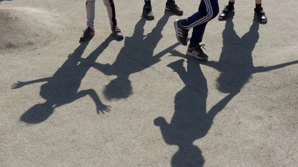 Forligstekst om skole- og dagtilbudsstruktur. Foto: Colourbox.