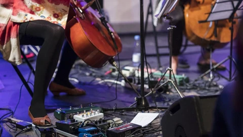 Fødder, ben og klassiske instrumenter