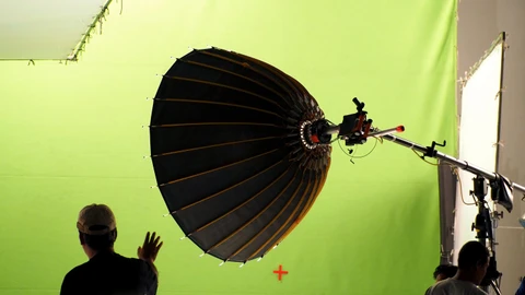 Foto af et filmset og en greenscreen