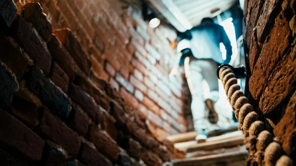 Smal indvendig trappeopgang i Gåsetårnet