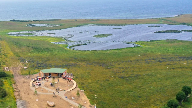 Naturrum Knudshoved set fra oven