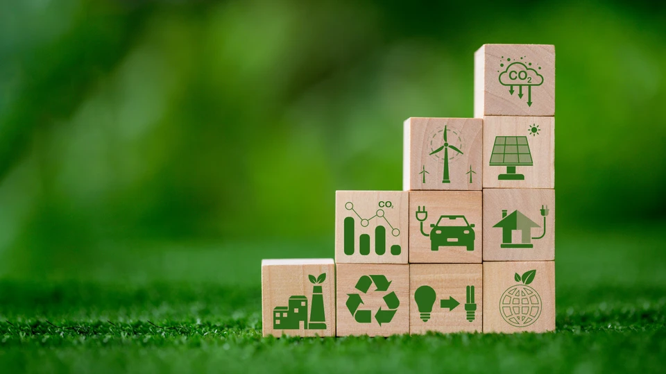 Klodser stablet på hinanden med ikoner