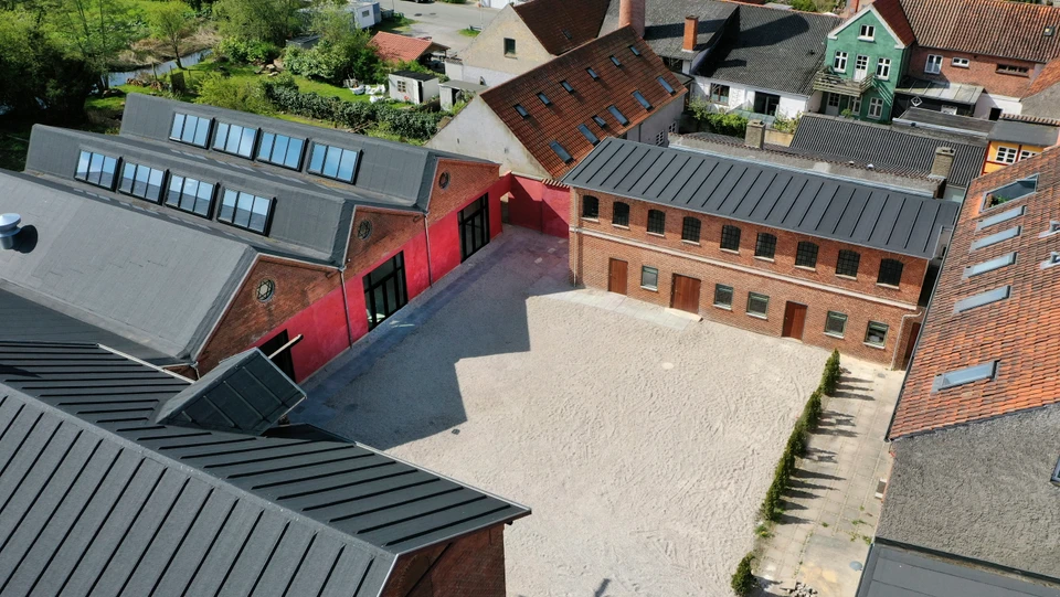 Luftfoto af Støberihallerne i Præstø