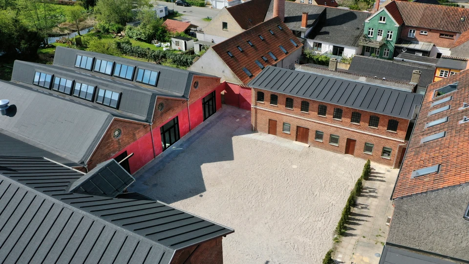 Luftfoto af Støberihallerne i Præstø