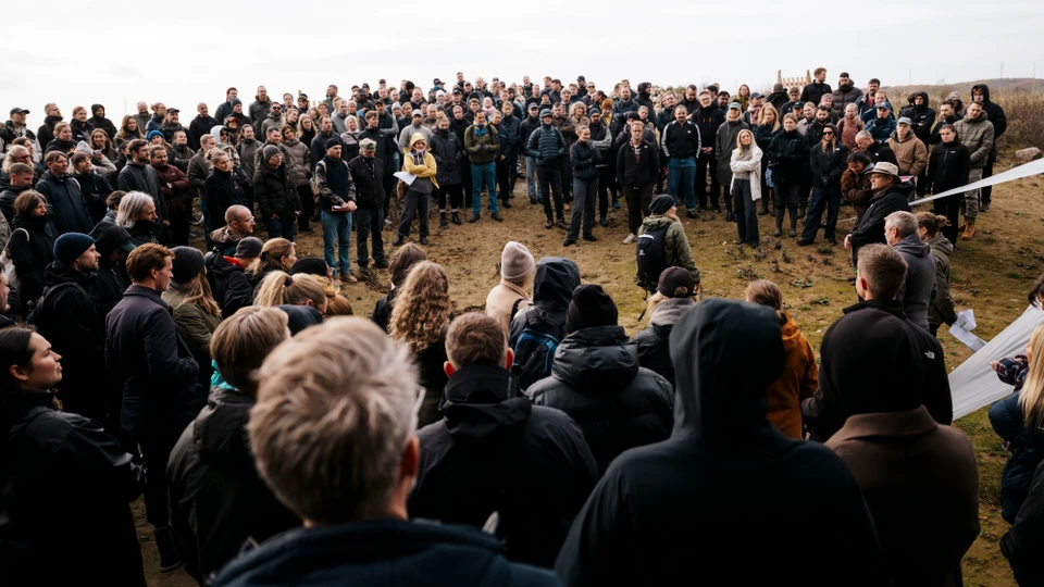 350 medarbejdere i Dentsu Denmark mødtes til arbejdsdag i Bårse Kirkeskov
