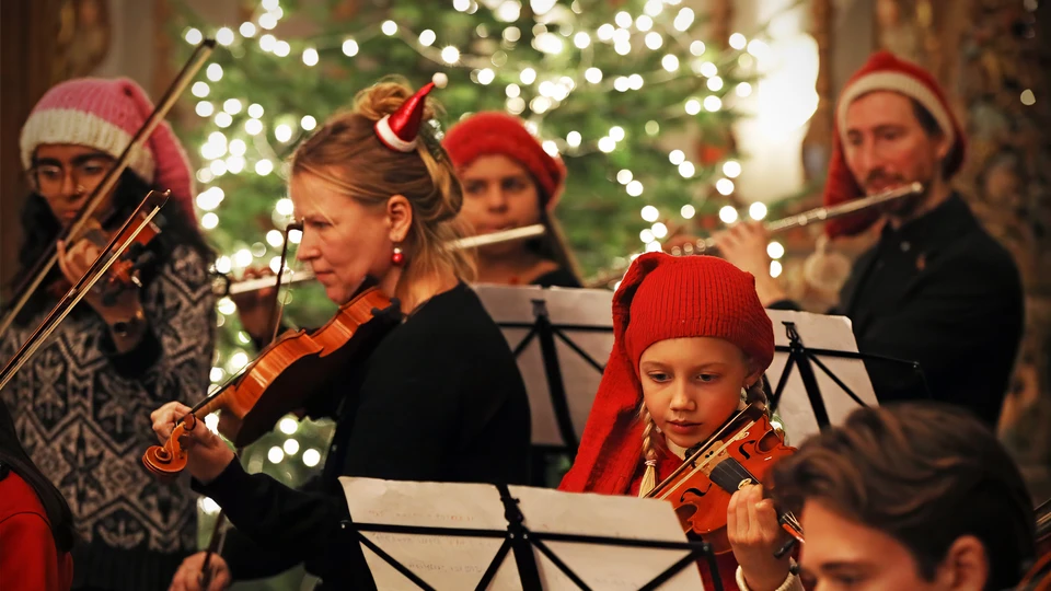Musikskoleelever spiller koncert