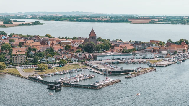 Luftfoto af Stege Lystbådehavn